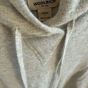 Woolrich Women's Gray Sweater